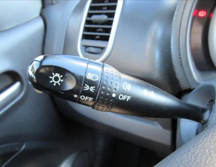 Suzuki Splash Hatchback 996,0 48 kw