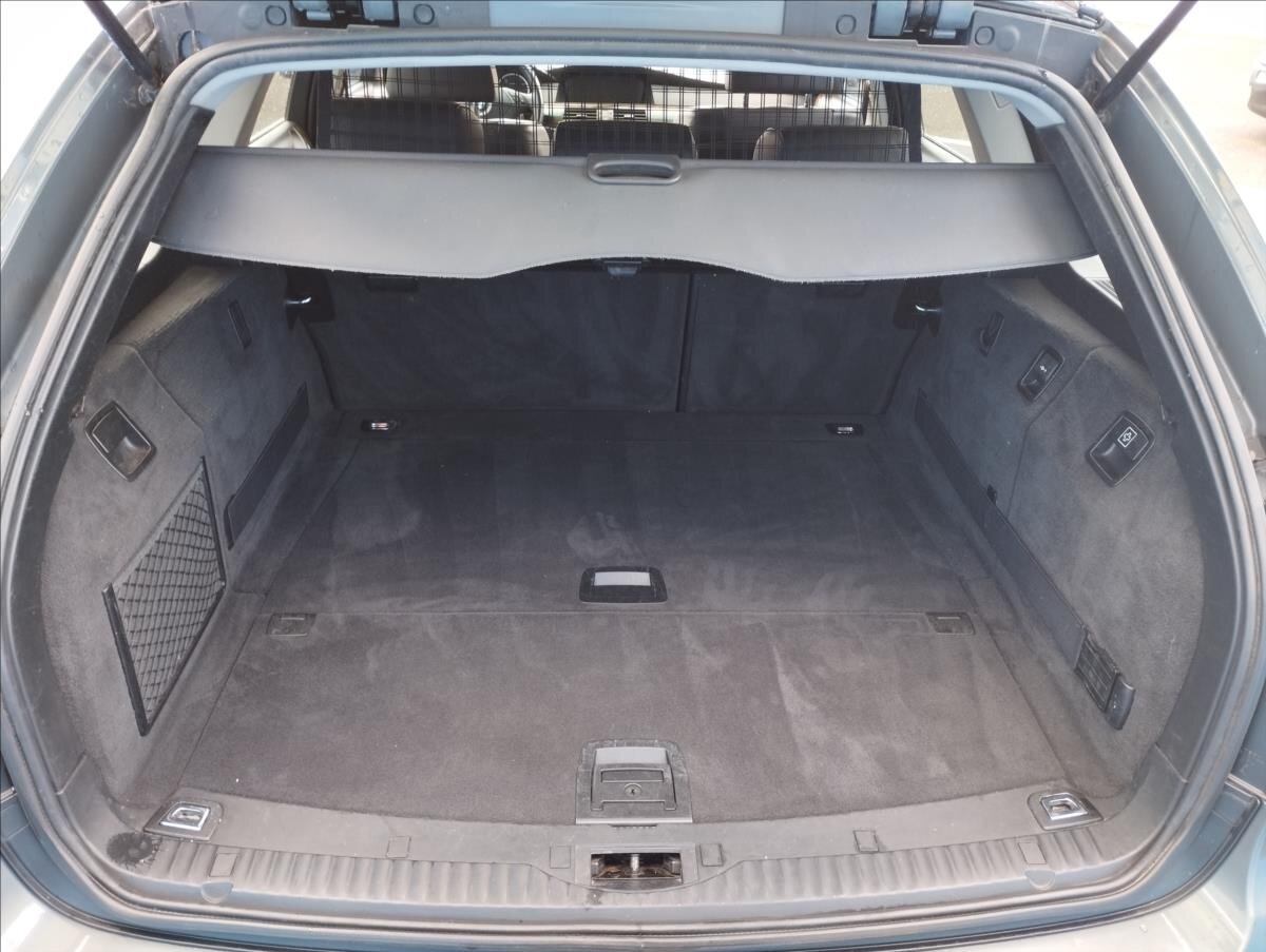 BMW Řada 5 Kombi 3,0 l 170 kw