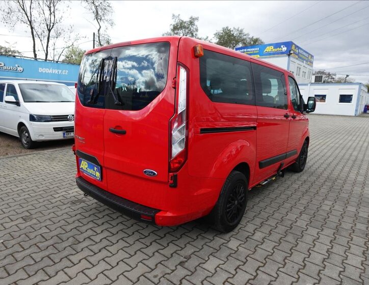 Ford Transit Custom Ostatní 2,0 l 77 kw