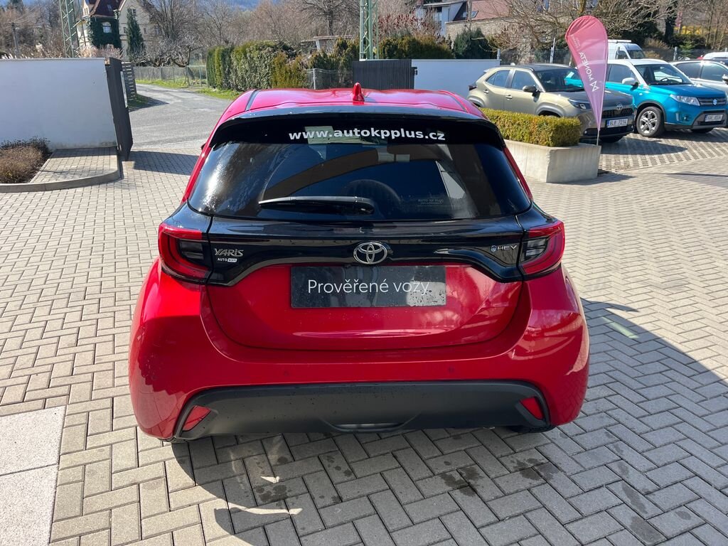 Toyota Yaris Hatchback 1,5 l 68 kw