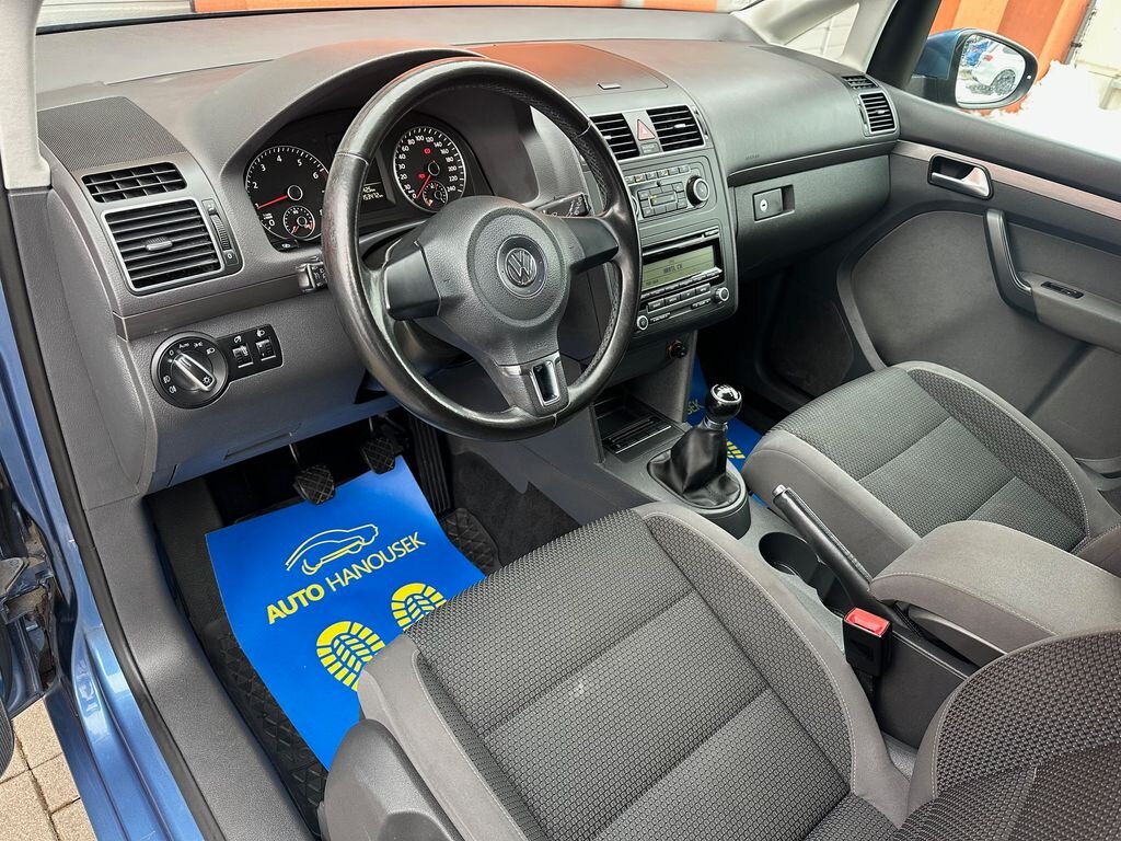 Volkswagen Touran MPV 1,2 l 77 kw