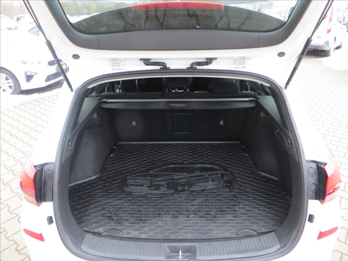 Hyundai i30 Kombi 1,5 l 117 kw