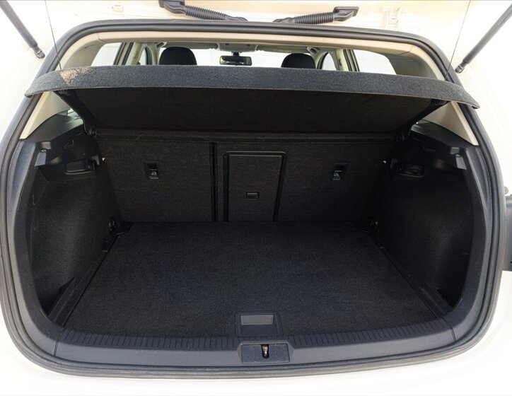 Volkswagen Golf Hatchback 1,5 l 96 kw