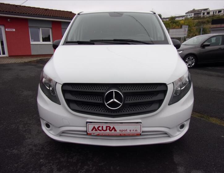 Mercedes-Benz Vito 8