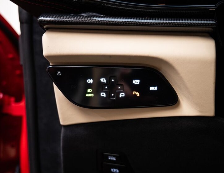 Ferrari Ostatní Hatchback 6,5 l 529 kw