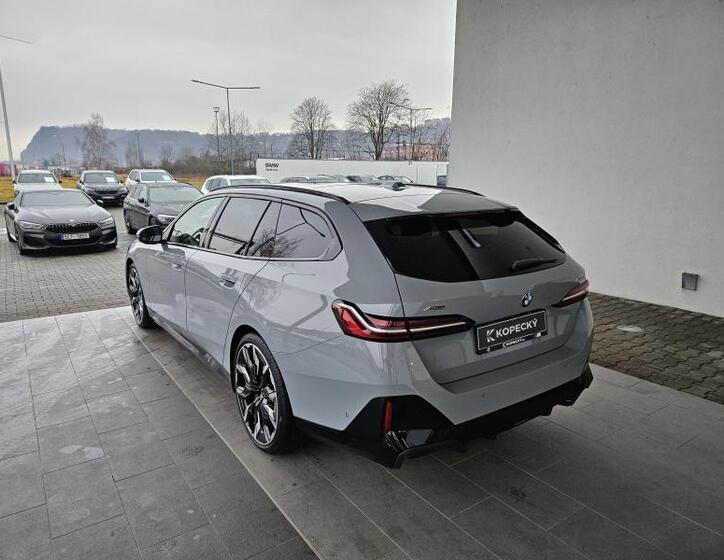BMW Řada 5 4