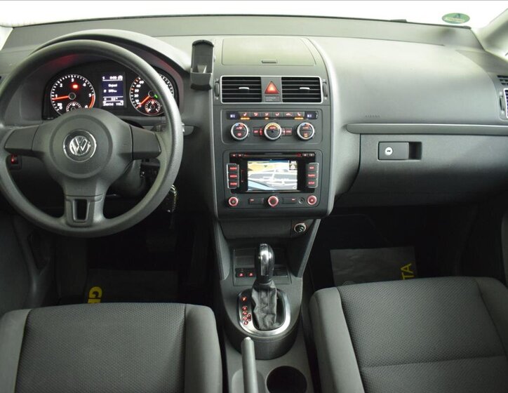 Volkswagen Touran MPV 1,6 l 77 kw