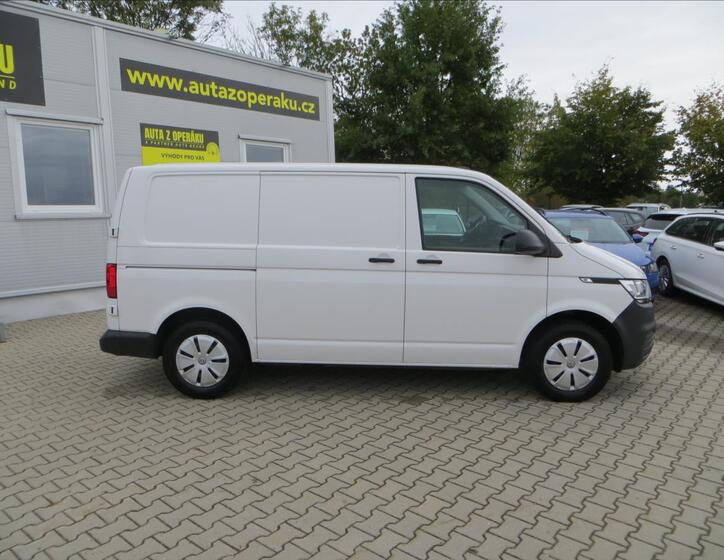 Volkswagen Transporter 9