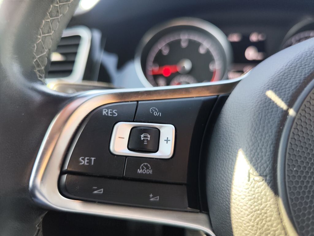 Volkswagen Golf Hatchback 1,6 l 85 kw