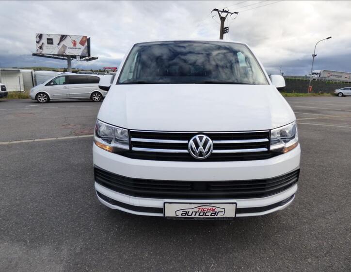 Volkswagen Caravelle 8