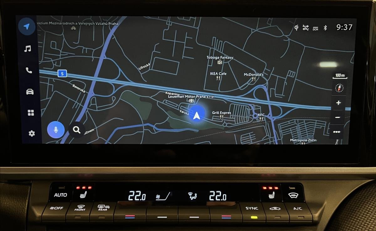 Toyota Camry Sedan / Limuzína 2,5 l 137 kw