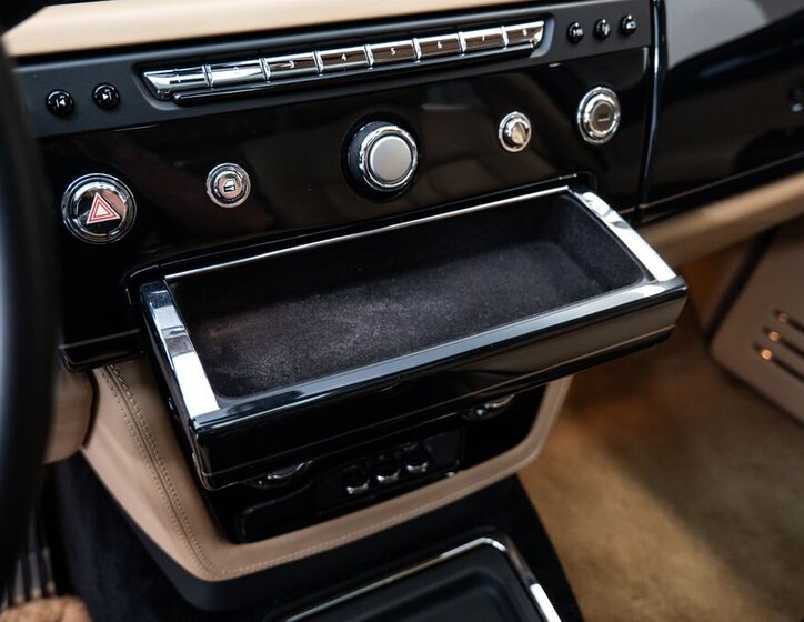 Rolls-Royce Phantom Sedan 6,7 l 338 kw