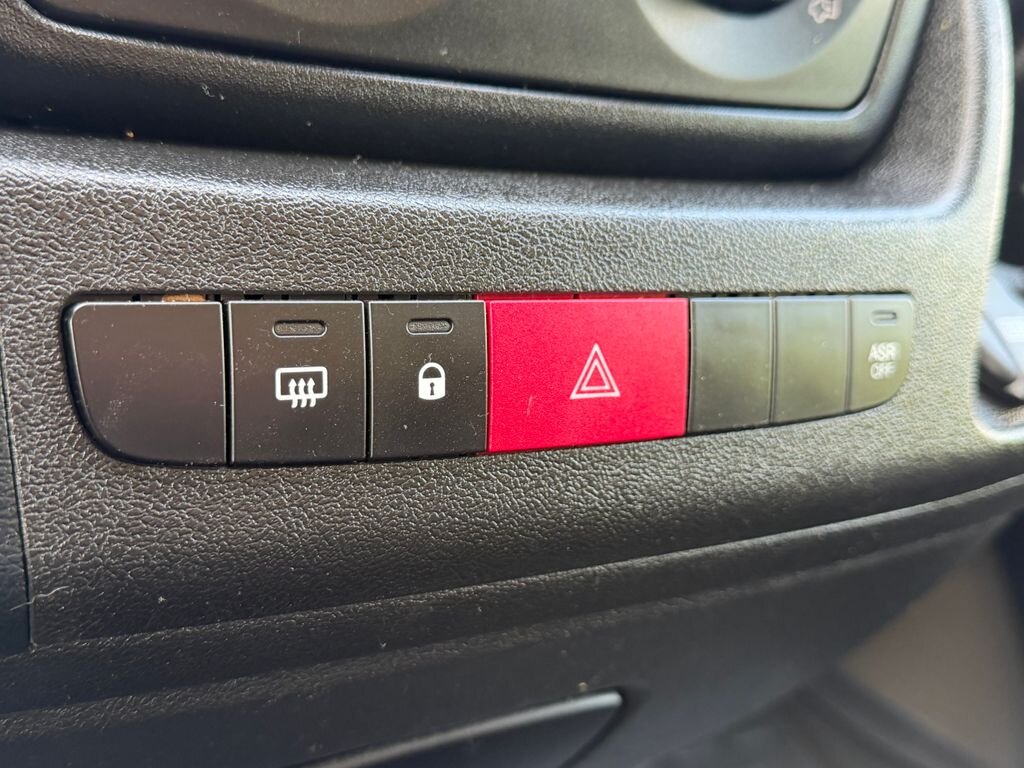 Opel Movano Skříň 2,2 l 121 kw