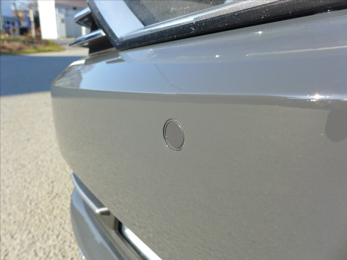 Volkswagen Passat Kombi 1,6 l 88 kw