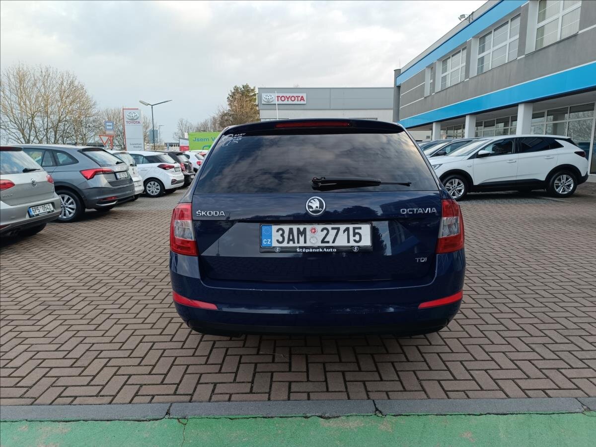 Škoda Octavia Kombi 1,6 l 77 kw
