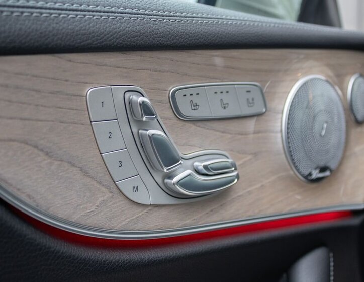 Mercedes-Benz Třídy E 17