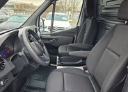 Mercedes-Benz Sprinter 10