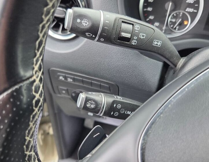 Mercedes-Benz Vito VAN / Minibus 2,0 l 174 kw