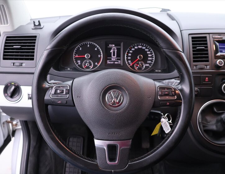 Volkswagen Multivan Kombi 2,0 l 103 kw