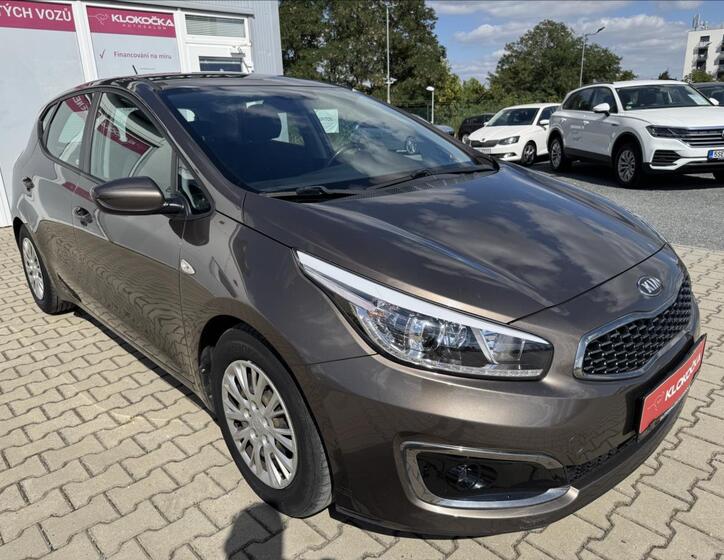 KIA Ceed 8