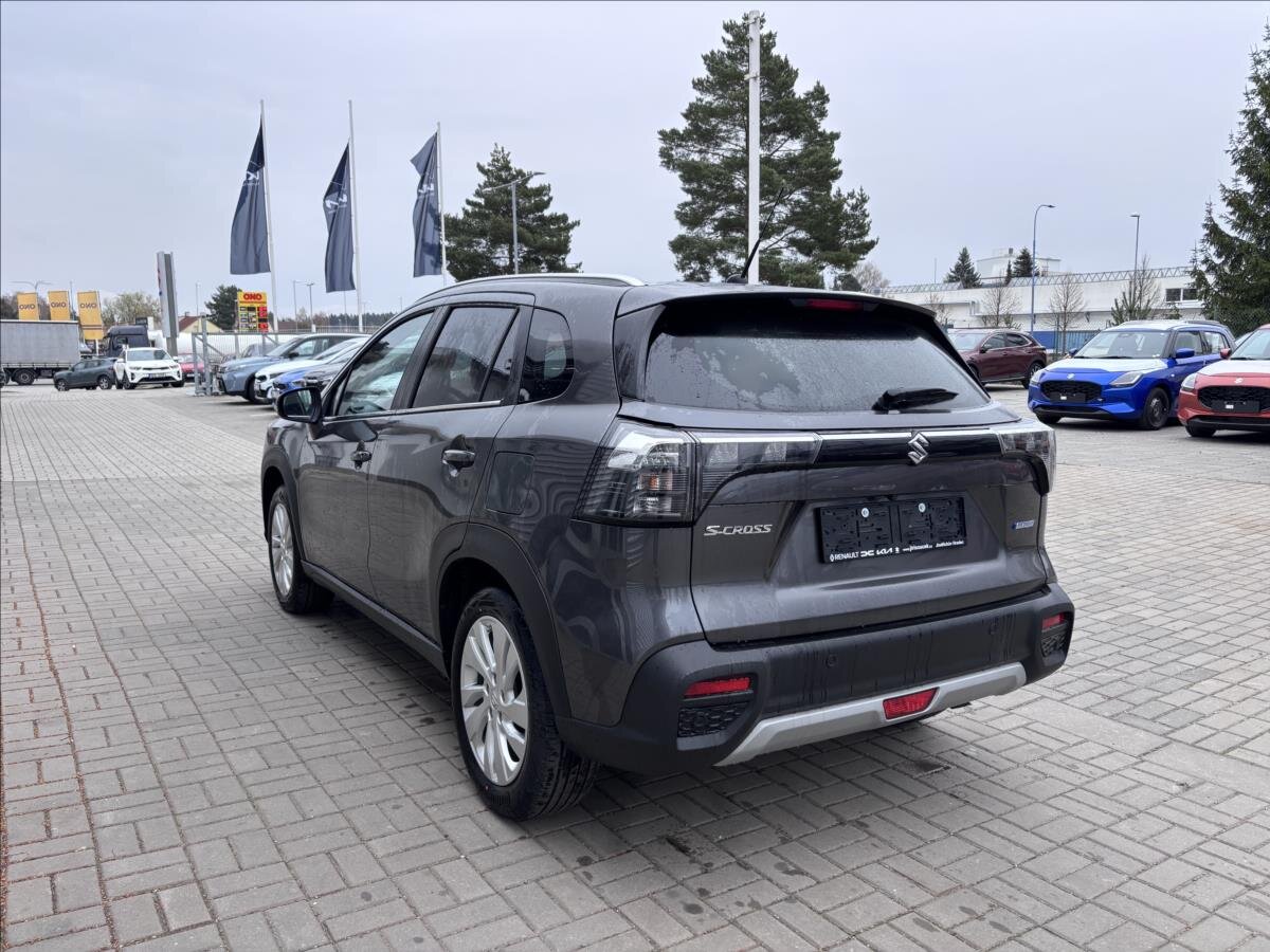 Suzuki S-Cross SUV / Terénní 1,4 l 81 kw