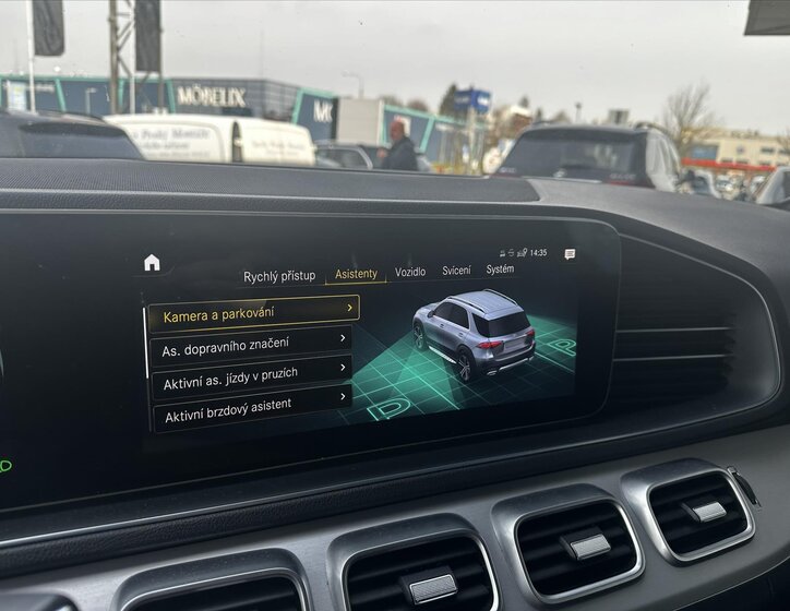 Mercedes-Benz GLE SUV / Terénní 2,0 l 143 kw