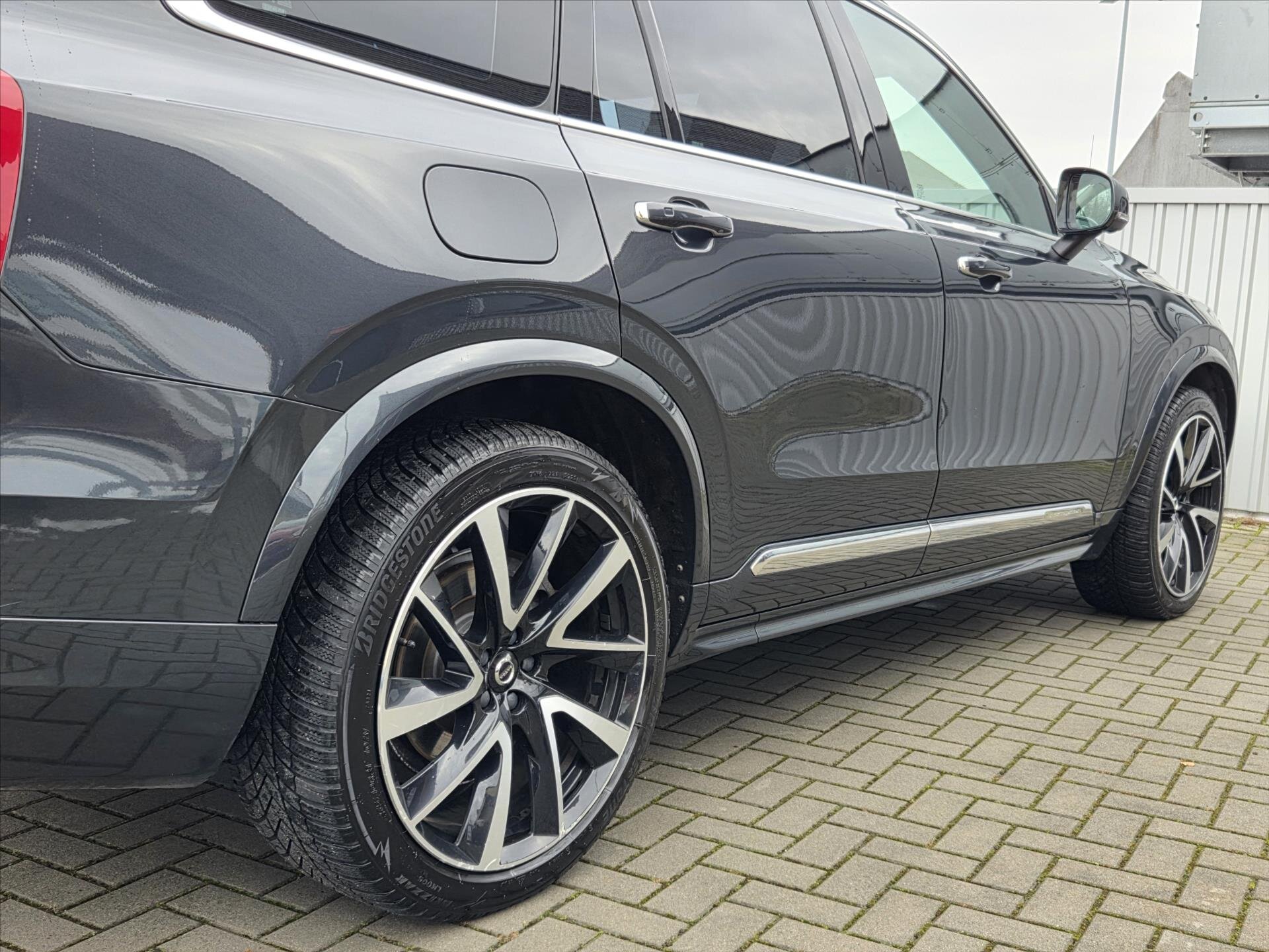 Volvo XC90 SUV 2,0 l 173 kw
