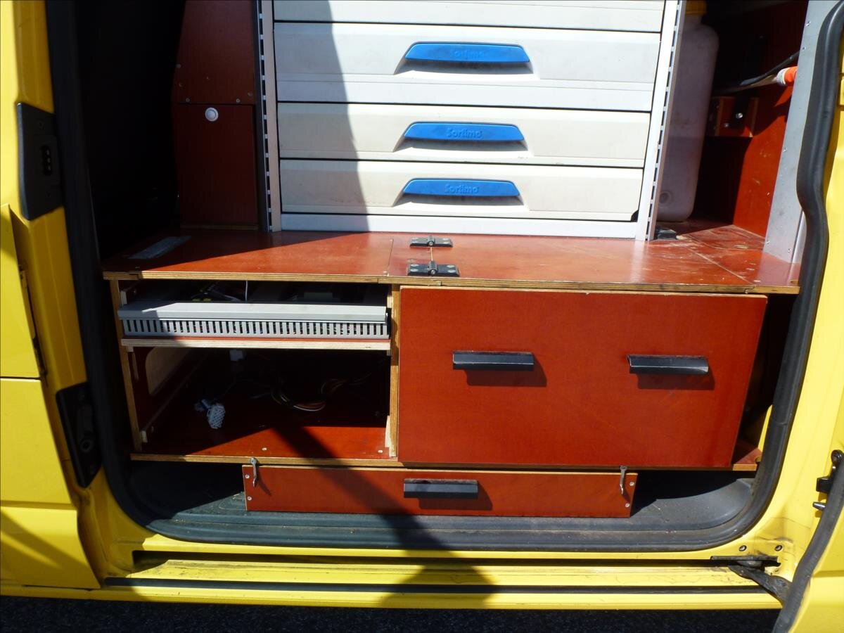 Volkswagen Transporter Skříň 2,0 l 84 kw