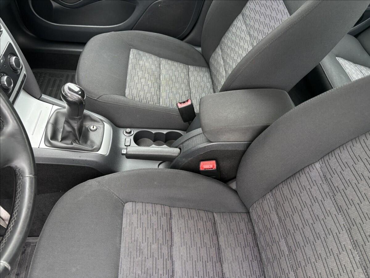 Škoda Octavia Sedan 1,6 l 77 kw