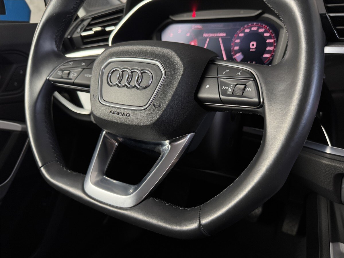 Audi Q3 SUV / Terénní 2,0 l 110 kw