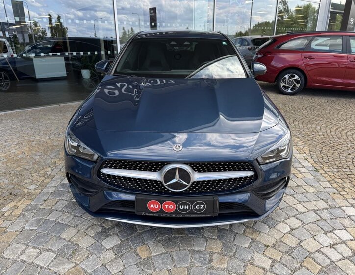Mercedes-Benz CLA 2