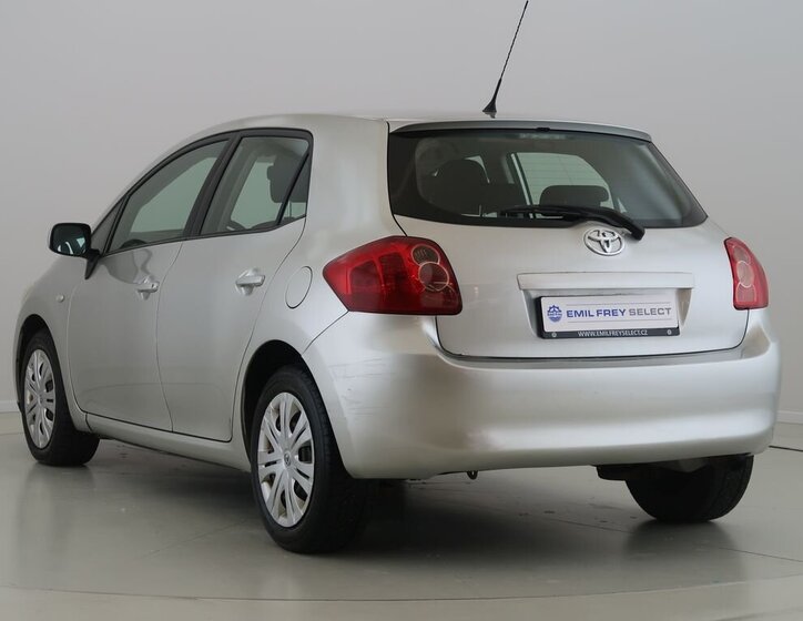 Toyota Auris Hatchback 1,6 l 91 kw
