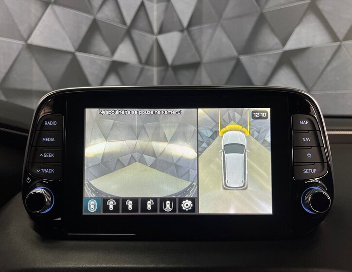 Hyundai Santa Fe SUV / Terénní 2,2 l 147 kw