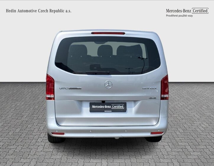 Mercedes-Benz Vito 4