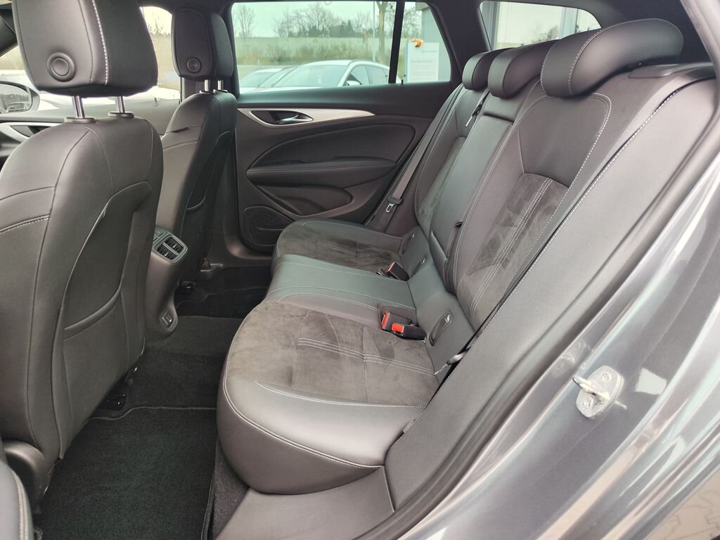 Opel Insignia Kombi 2,0 l 128 kw