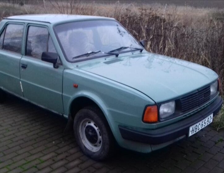 Škoda 105 Sedan 0,0 0