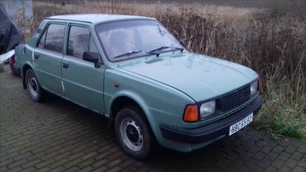 Škoda 105 Sedan 0,0 0