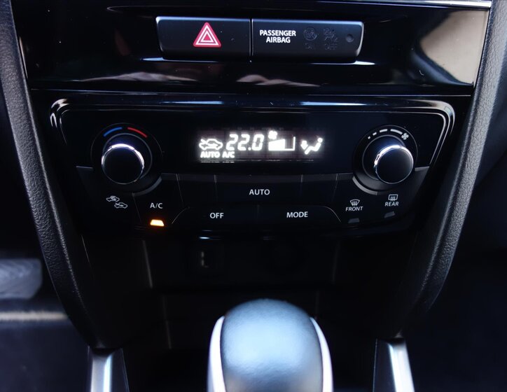 Suzuki Vitara SUV 1,4 l 103 kw