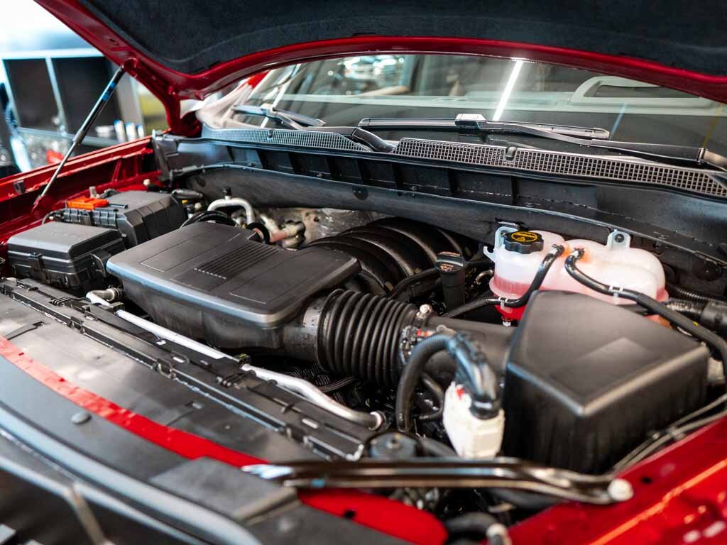 Chevrolet Suburban SUV / Terénní 6,2 l 313 kw