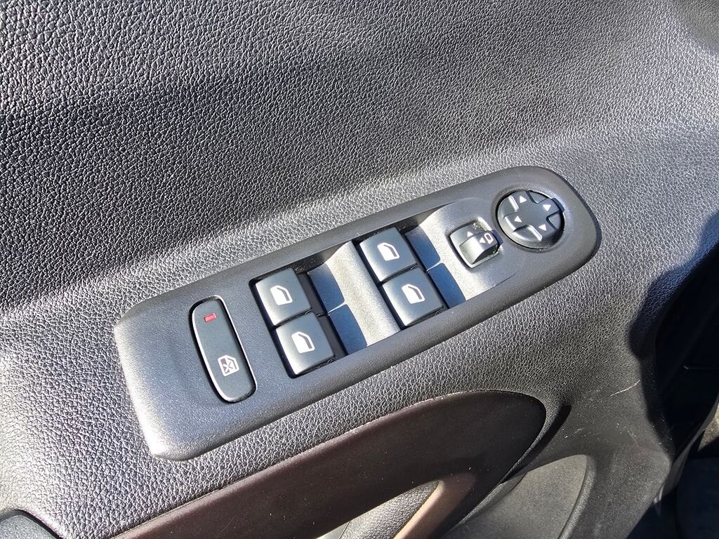 Peugeot Rifter VAN / Minibus 1,2 l 96 kw