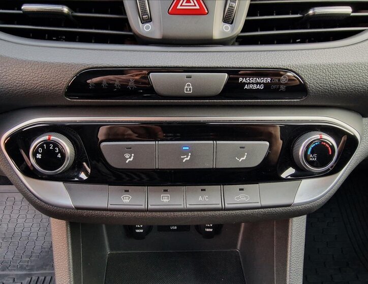 Hyundai i30 Kombi 1,6 l 85 kw