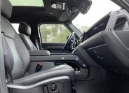 Land Rover Defender SUV / Terénní 3,0 l 221 kw