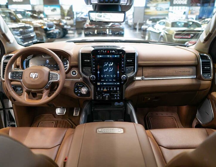 Dodge RAM Pick-up 5,7 l 291 kw