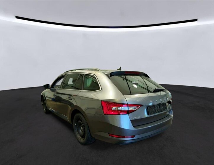 Škoda Superb Kombi 2,0 l 110 kw