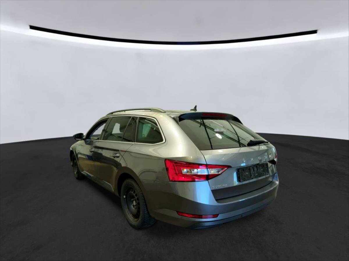 Škoda Superb Kombi 2,0 l 110 kw