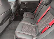 Audi Q8 SUV / Terénní 3,0 l 210 kw