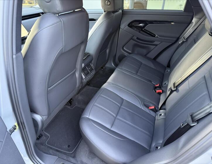 Land Rover Range Rover Evoque 24