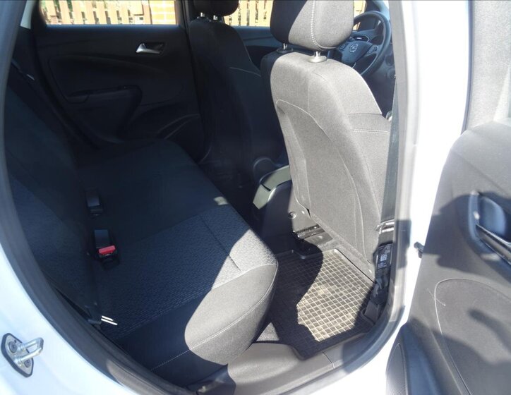 Opel Crossland X MPV 1,2 l 61 kw