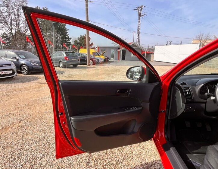 Hyundai i30 Kombi 1,6 l 66 kw