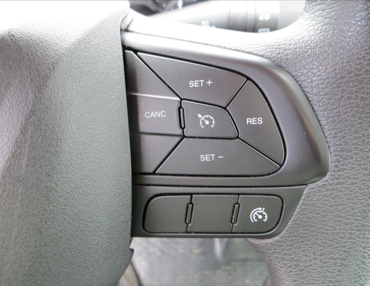 Iveco Daily Skříň 3,0 l 100 kw